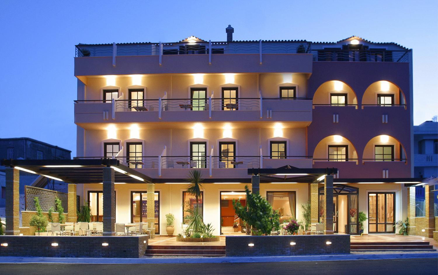 Hotel On The Rocks 2*